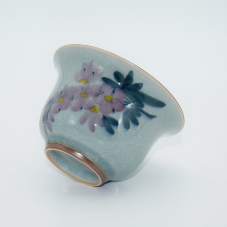 Hand-painted Magnolia Ice Crack Teacup